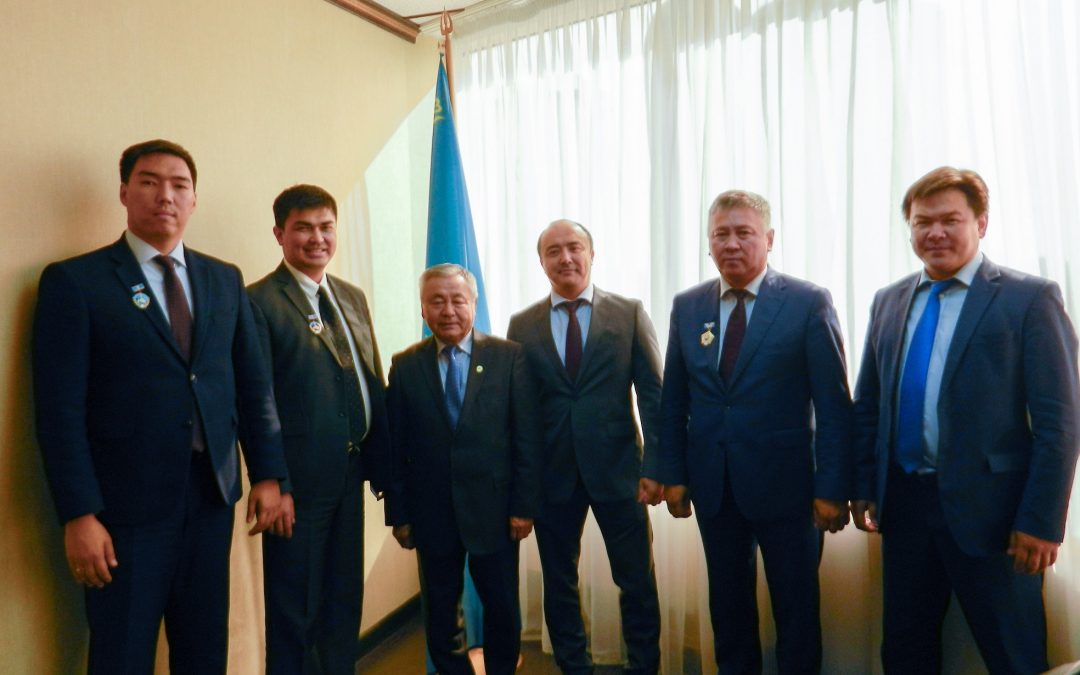 За плодотворную работу