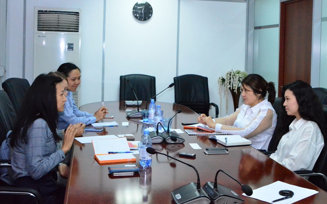 Развивая взаимовыгодное сотрудничество